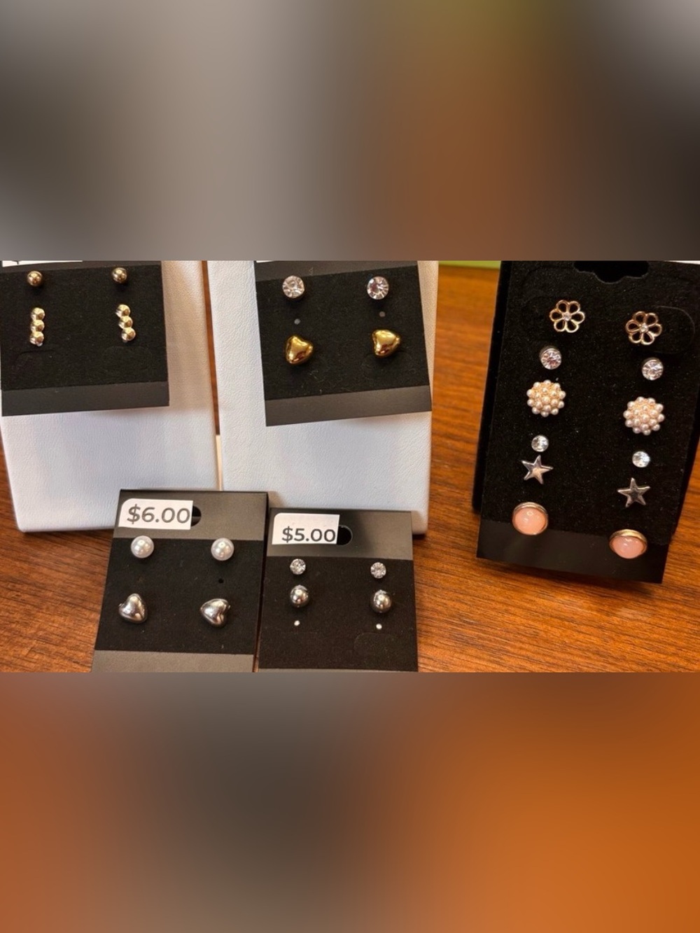 20 new pairs Mixed Stud Earring Sets - Gold & Silver Tones hearts rhinestone etc